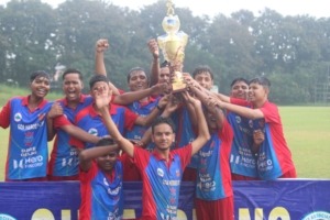 Goa Heroes Cup trophy lift